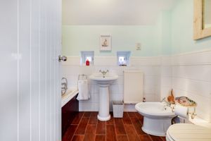 Photo 30- click for photo gallery